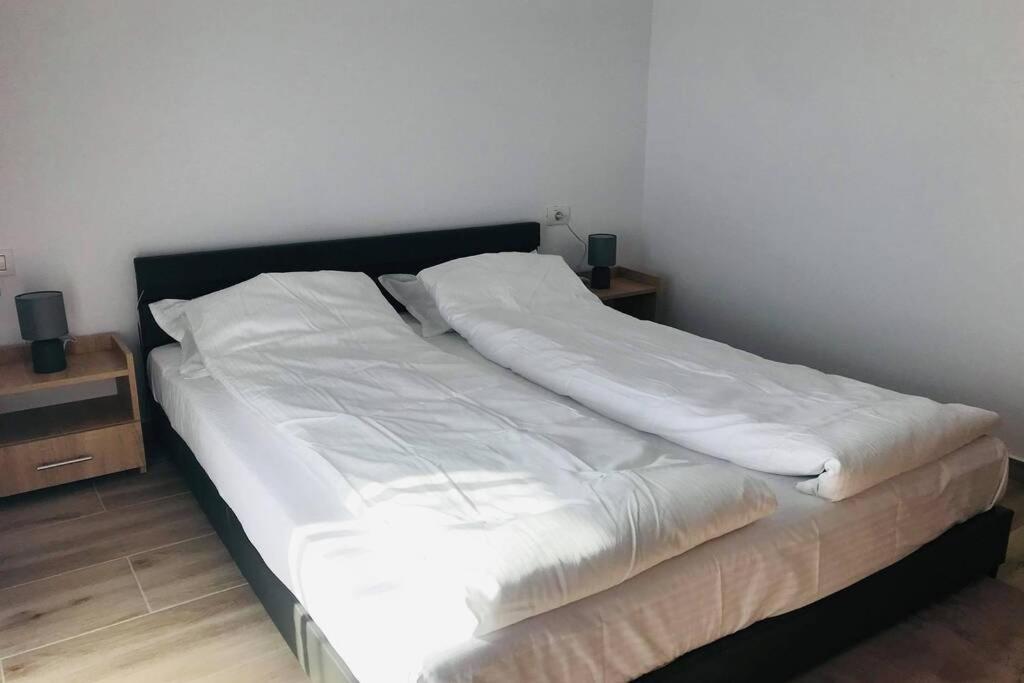 Bonte Residence Str Daliei Nr 3 Giroc 외부 사진